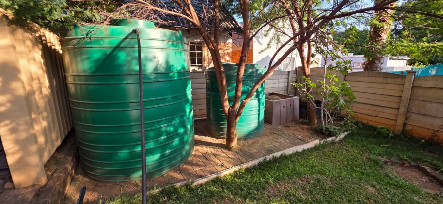 5 Bedroom Property for Sale in Wilkoppies North West